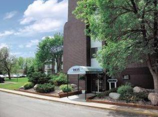 2835 Rice St, Roseville, MN 55113