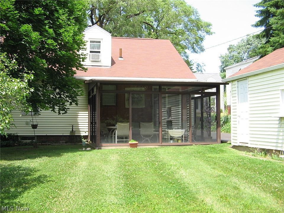 2nd image of 211-AV Korman Ave E