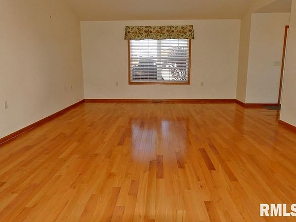 5th image of 6921 N Adkins Dr