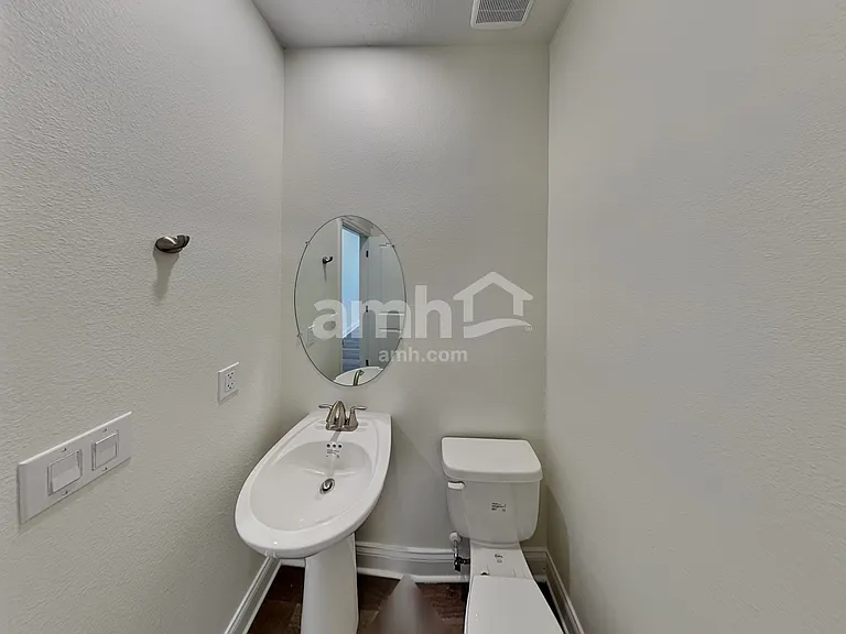 3728 Center Cove Ln — Photo 12