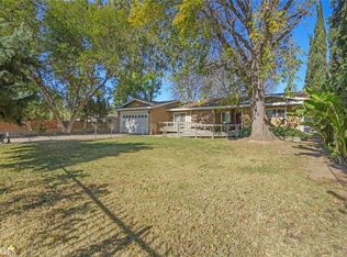 17241 Raymer St, Northridge, CA 91325