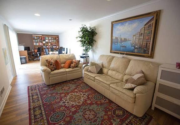 4th image of 3 Belmont Dr