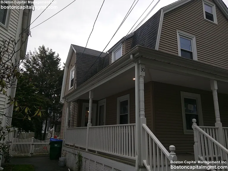Touro Ave — Photo 14