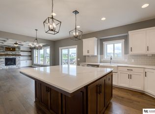 3950 George #B, Elkhorn, NE 68022