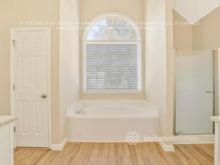 2447 Doubletree Dr NW — Photo 21