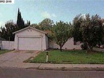 958 Stoneman Ave, Pittsburg, CA, 94565