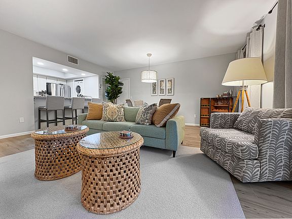 4th image of 13334 Polo Club Rd #233
