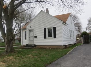 147 Ridgecrest Rd, Rochester, NY 14626