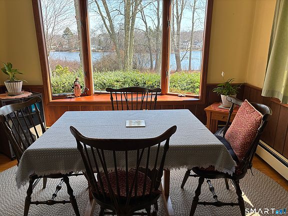 4th image of 5 Colonial Drive