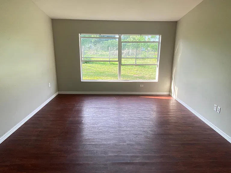 37149 Grassy Hill Ln — Photo 10