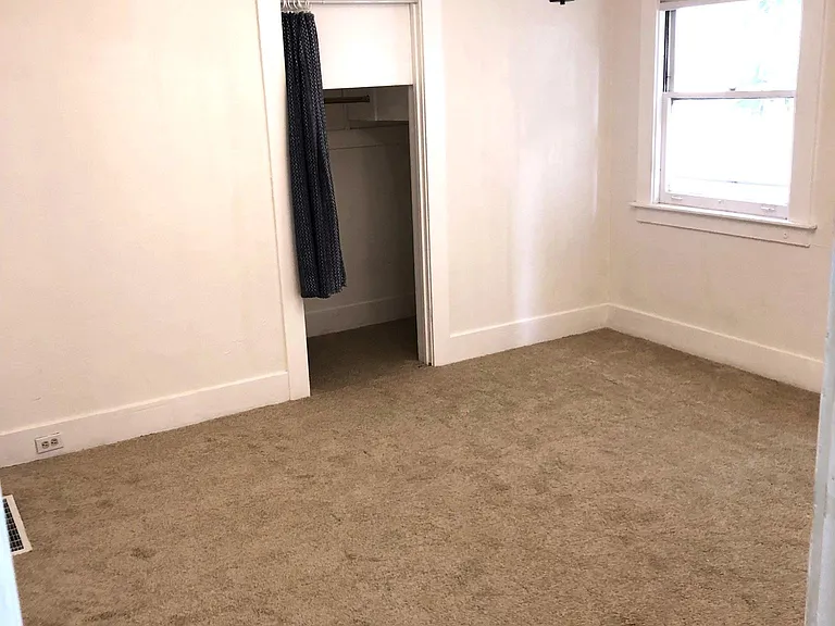 609 Brooklyn Ave #609 — Photo 26