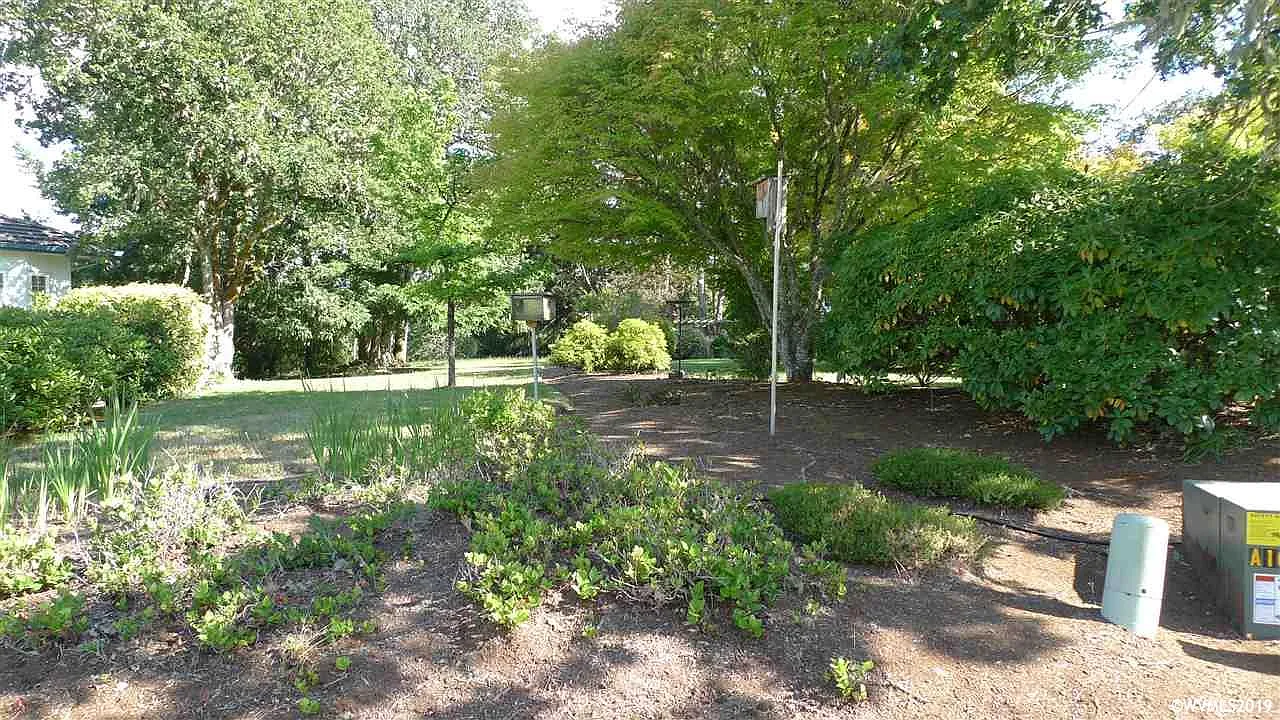 2985 NW Acacia Pl photo 1