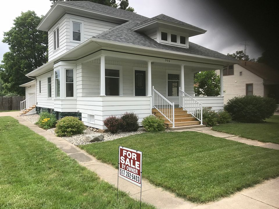 906 N Main - Street view