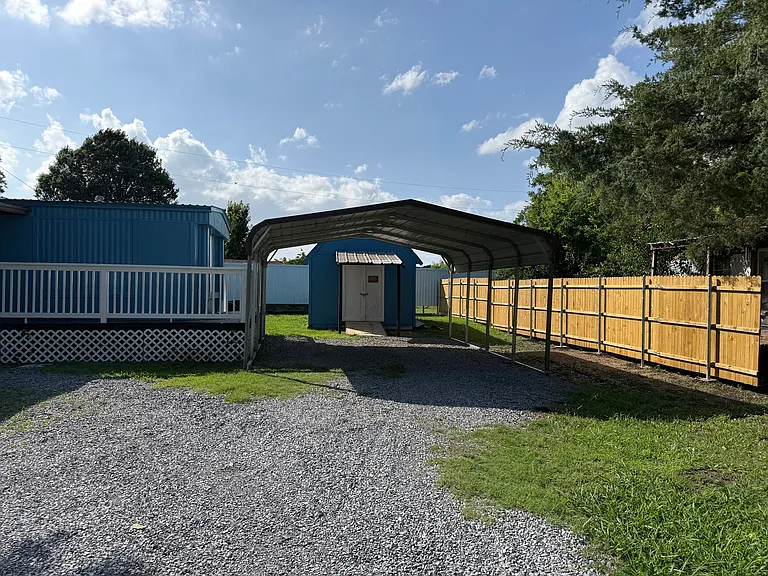 242 Cobb Ave — Photo 3