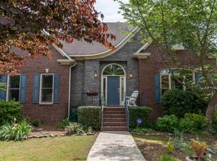 862 Meadow Ridge Ln, Birmingham, AL 35242
