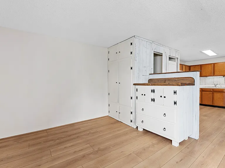 700 S Monarch St #207 — Photo 4