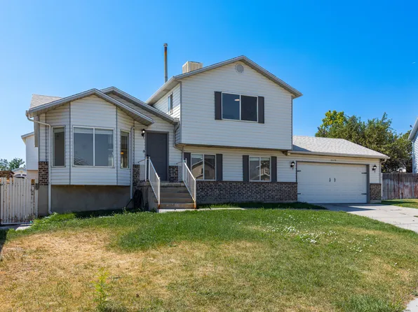5579 W Lopalena Cir, West Jordan, UT 84081