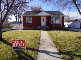 165 E Lakeview Dr, Clearfield, UT 84015