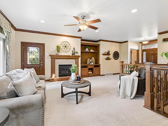4th image of 3191 Jaguar Ln