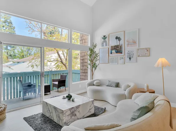 5700 Etiwanda Ave, Tarzana, CA