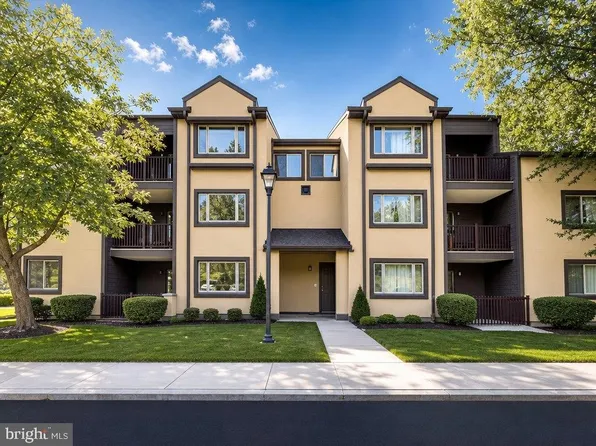 2112 Sayre Dr, Princeton, NJ 08540