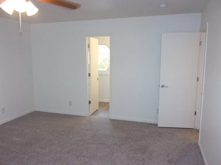 88 E Rainbow Way — Photo 36