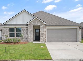 15820 Loussier Dr, Zachary, LA 70791