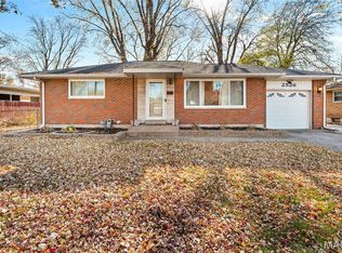 2526 Pontoon Rd, Granite City, IL 62040