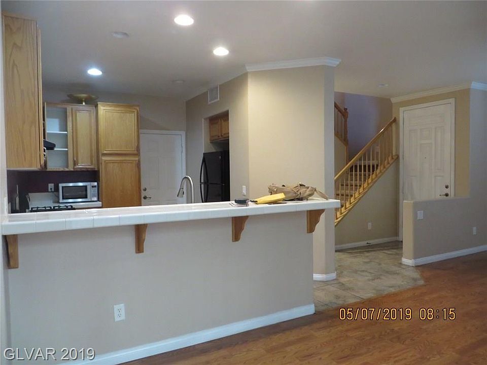 2nd image of 8388 Lower Trailhead Ave