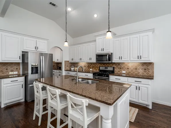 596 Deverson Dr, Rockwall, TX 75087