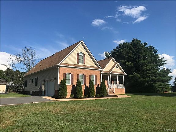 2nd image of 15156 Cripple Creek Ln