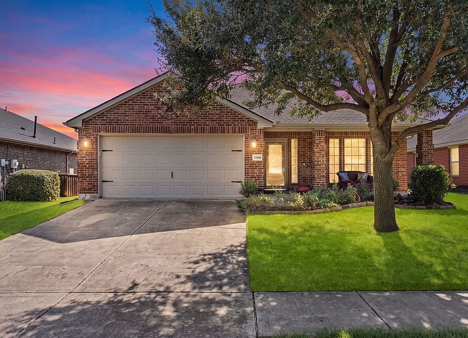 1st image of 1108 Applegate Way