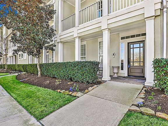 2nd image of 135 Low Country Ln