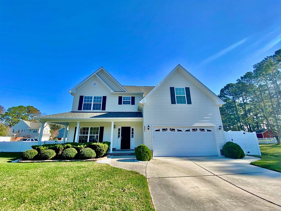 1st image of 221 Castleberry Dr