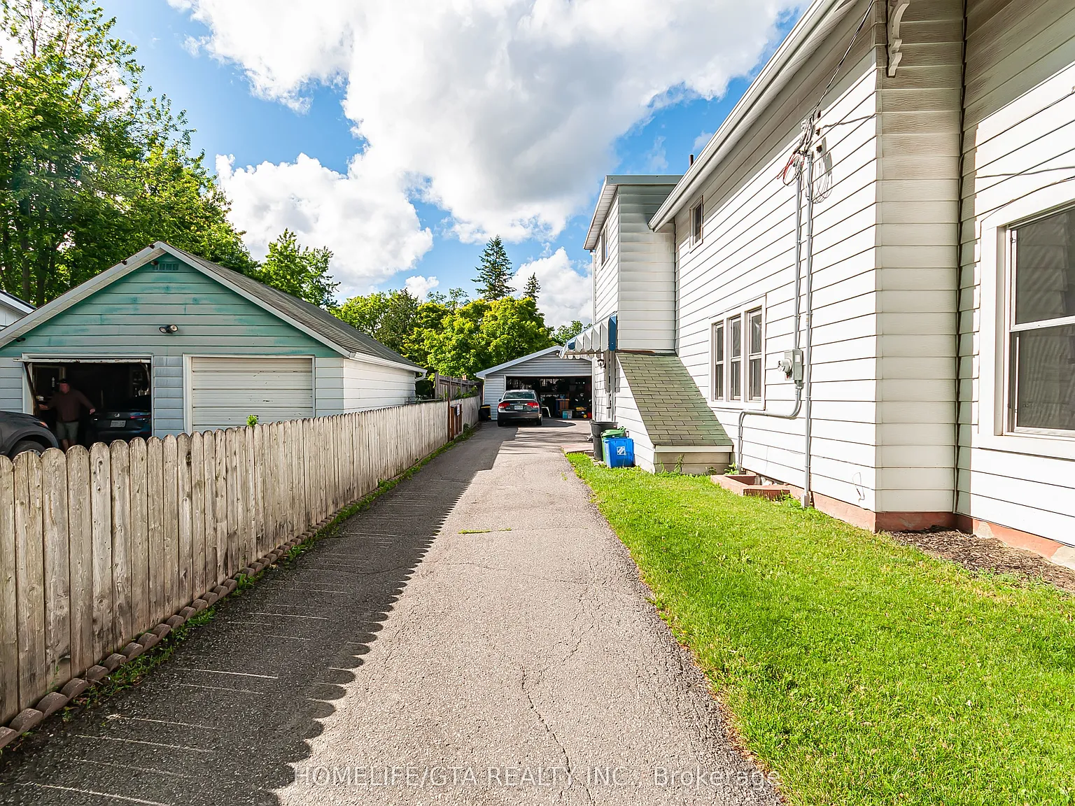 2 bed, $1,900 — Photo 3