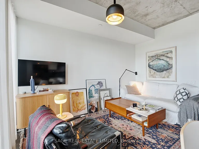 383 Sorauren Ave #706 — Photo 9