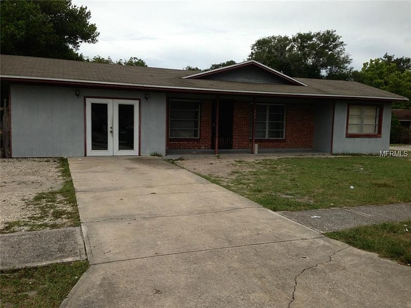 1st image of 604 Larry Dr