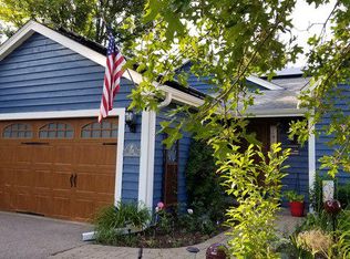 174 Mainsail Dr, Grayslake, IL 60030