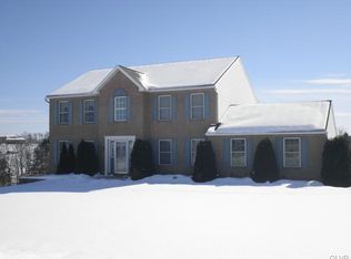 385 Farmington Rd, Breinigsville, PA 18031