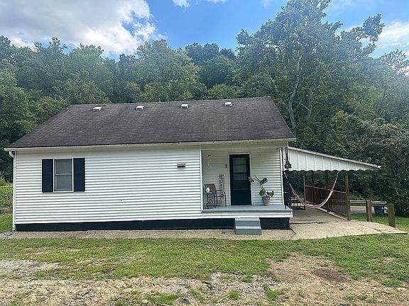 3rd image of 207 Hartman Run Rd