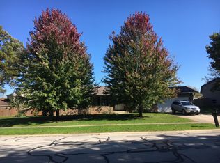 718 Westchester Ln, Bolingbrook, IL 60440
