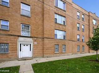 2123 N Saint Louis Ave APT 3, Chicago, IL 60647