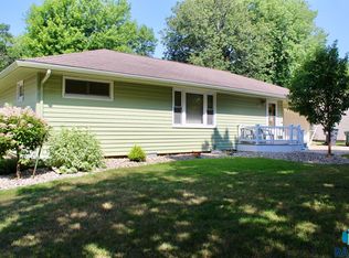 1115 Elmhurst Ave N, Luverne, MN 56156