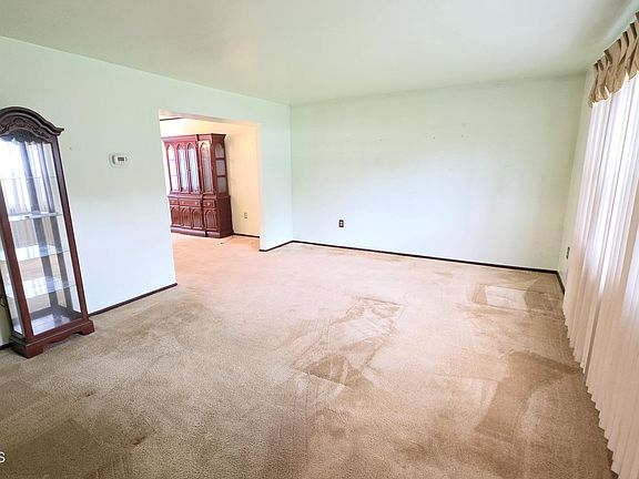2nd image of 19 Brook Street