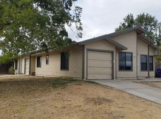 5761 Village Ridge Way, Sacramento, CA 95823