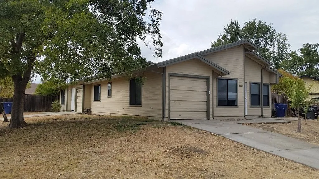 5761 Village Ridge Way photo 1