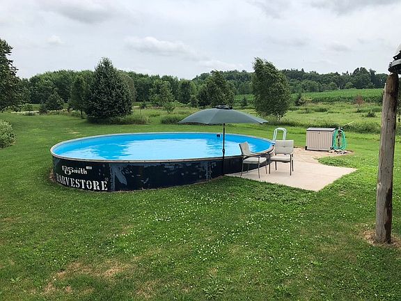 Pool - Harvestor Silo