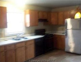 2nd image of 7 Stephanie St