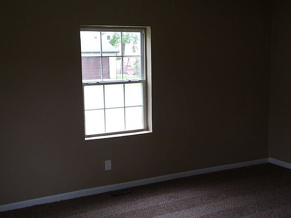 3rd image of 343 W McKibben St