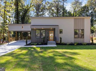 3888 Boulder Park Dr SW, Atlanta, GA